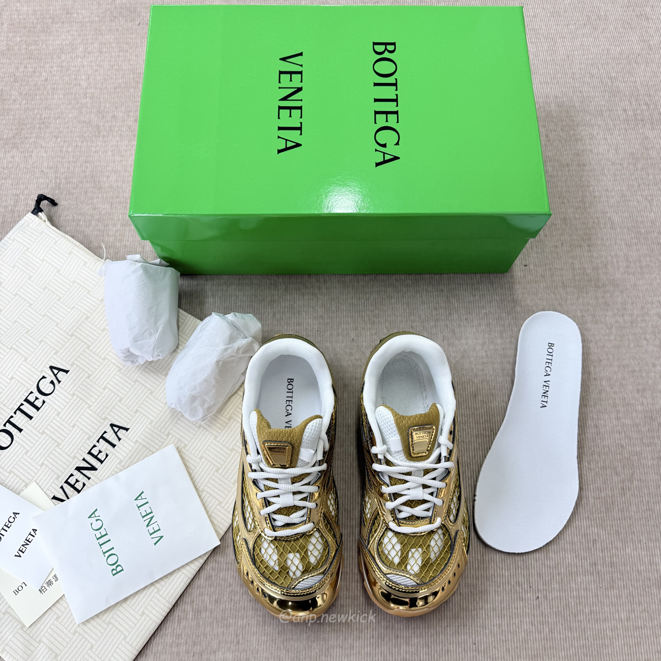 Bottega Veneta Orbit Sneaker Gold   741357 V2x40 7043 (4) - www.newkick.vip